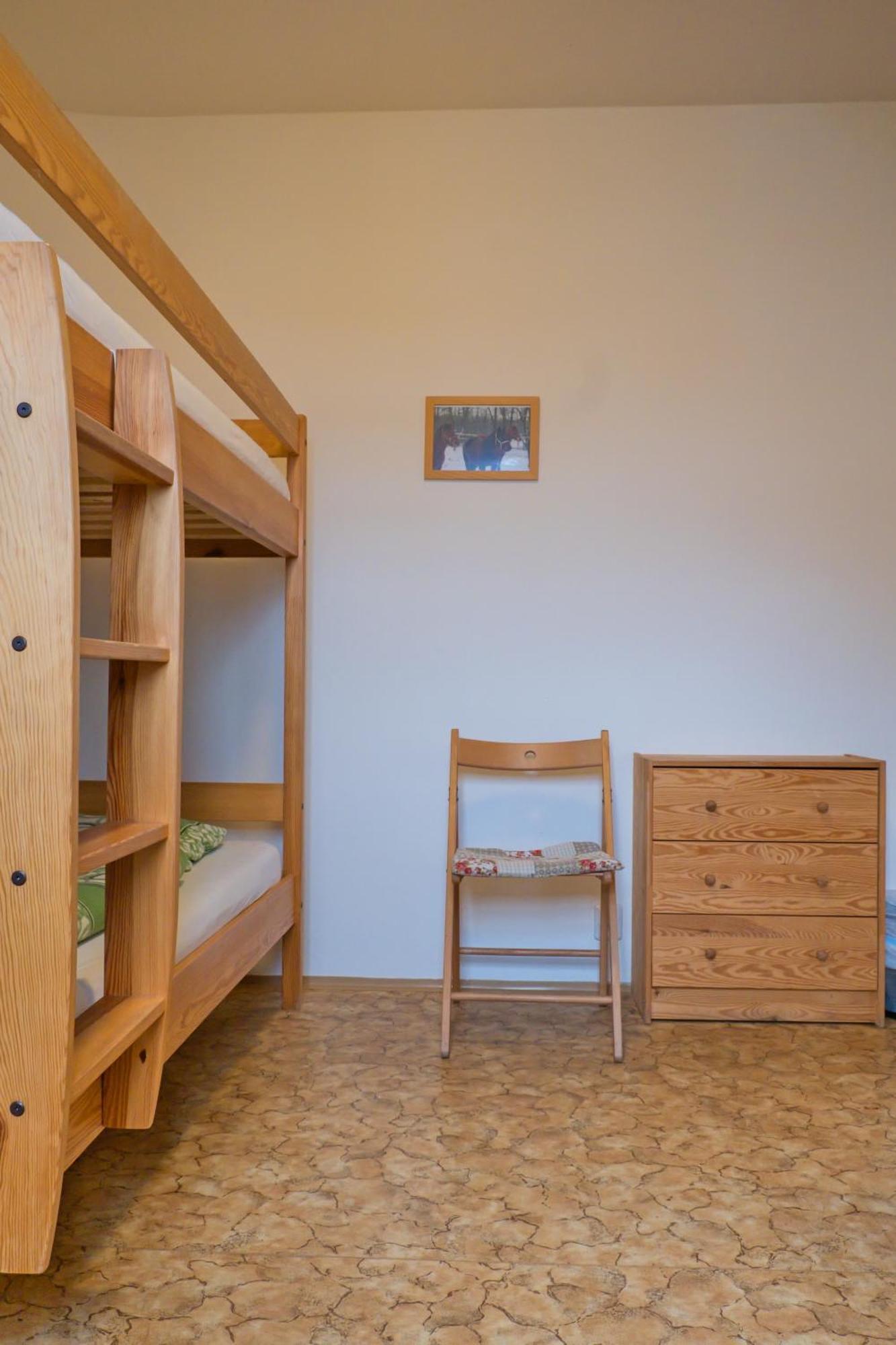 Toulcuv Dvur Vandrerhjem *